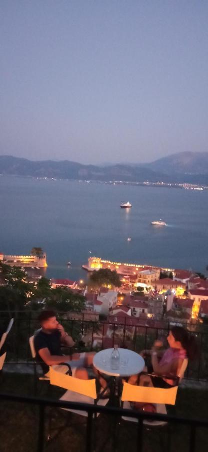 Evi'S Apartment Nafpaktos Luaran gambar